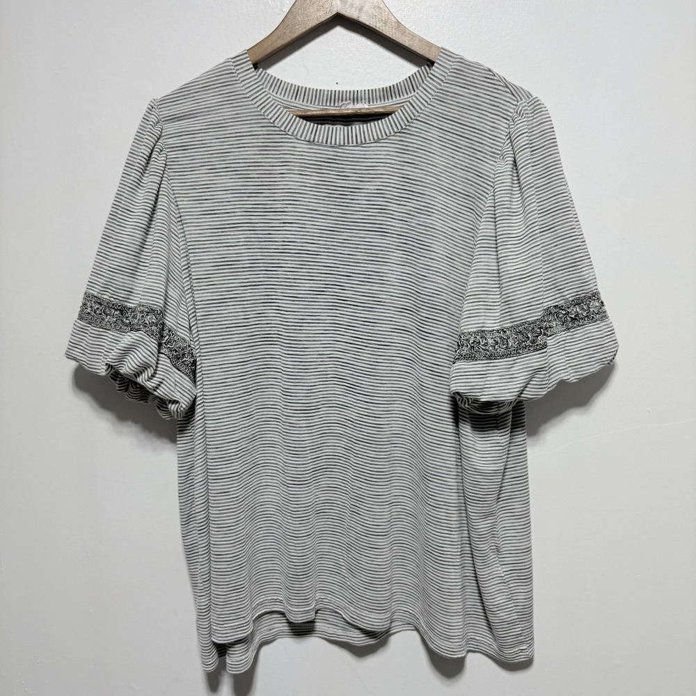 Jane Delancey Top Womens 3X Gray Stripe Ruffle Bubble Short Sleeve Lightweight